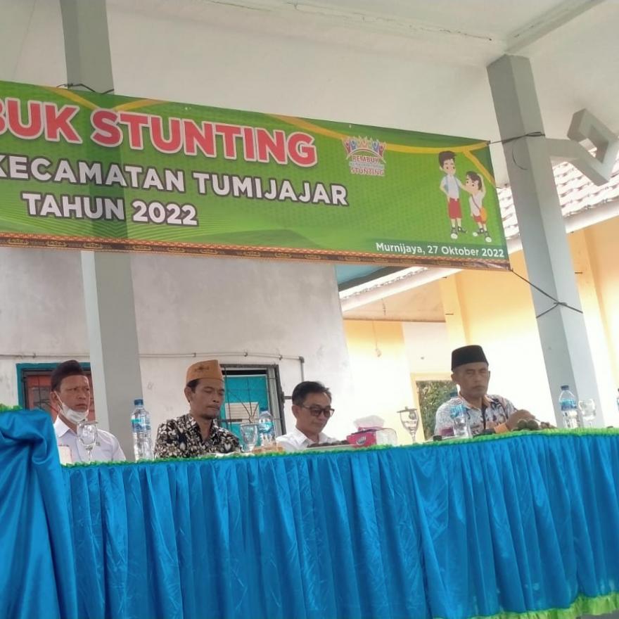 Kepalo Tiyuh dan Ketua PKK Hadir dalam Kegiatan Rembuk Stunting Di Kecamatan Tumijajar