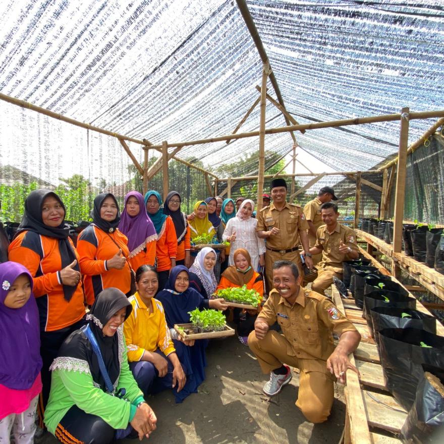 Hadirnya KWT PKK di Tiyuh Margodadi